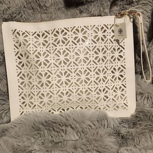 Tory Burch Laser Cut Oversized Pouch/Wristlet-BRAND NEW